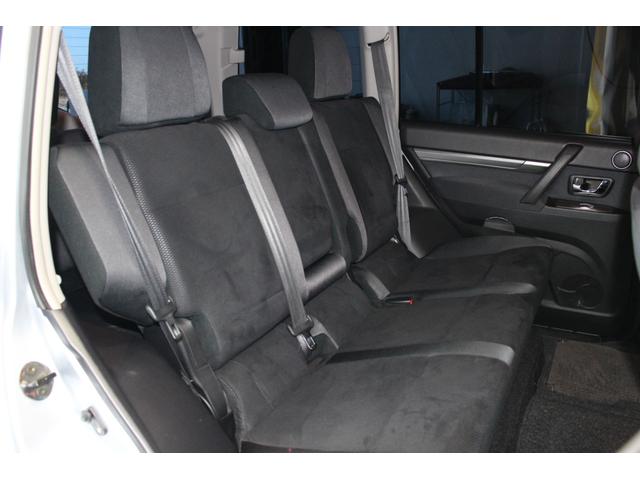 パジェロ ロング　エクシード　キーレス・ＨＩＤライト・ＥＴＣ・保証書／取説／スペアキー有り・下取り車（26枚目）