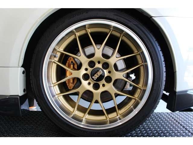 フェアレディＺ バージョンニスモ　タイプ３８０ＲＳ　ＦＵＪＩＴＳＵＢＯエキマニ・Ｍｉｎｅ’ｓフロントパイプ・ａｍｕｓｅフルチタンマフラー・Ｑｕａｎｔｕｍ車高調・ＢＢＳＲＧ－Ｒ１９ＡＷ・ＡＲＣオイルクーラー・ナビＴＶ・Ｂカメラ・保証書／取説／スペアキー有（15枚目）