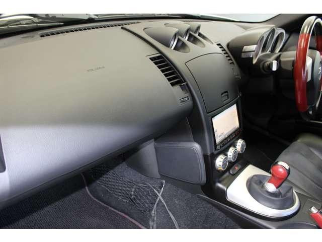 フェアレディＺ バージョンニスモ　タイプ３８０ＲＳ　ＦＵＪＩＴＳＵＢＯエキマニ・Ｍｉｎｅ’ｓフロントパイプ・ａｍｕｓｅフルチタンマフラー・Ｑｕａｎｔｕｍ車高調・ＢＢＳＲＧ－Ｒ１９ＡＷ・ＡＲＣオイルクーラー・ナビＴＶ・Ｂカメラ・保証書／取説／スペアキー有（28枚目）