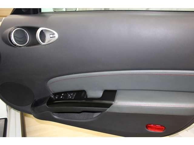 フェアレディＺ バージョンニスモ　タイプ３８０ＲＳ　ＦＵＪＩＴＳＵＢＯエキマニ・Ｍｉｎｅ’ｓフロントパイプ・ａｍｕｓｅフルチタンマフラー・Ｑｕａｎｔｕｍ車高調・ＢＢＳＲＧ－Ｒ１９ＡＷ・ＡＲＣオイルクーラー・ナビＴＶ・Ｂカメラ・保証書／取説／スペアキー有（33枚目）