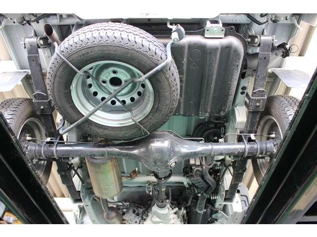 ハイゼットトラック スタンダードＳＡＩＩＩｔ　三方開　オートマ車　パワーウインドウ　エアコン　パワーステアリング　スマートアシスト　積載可能量３５０ｋｇ（27枚目）