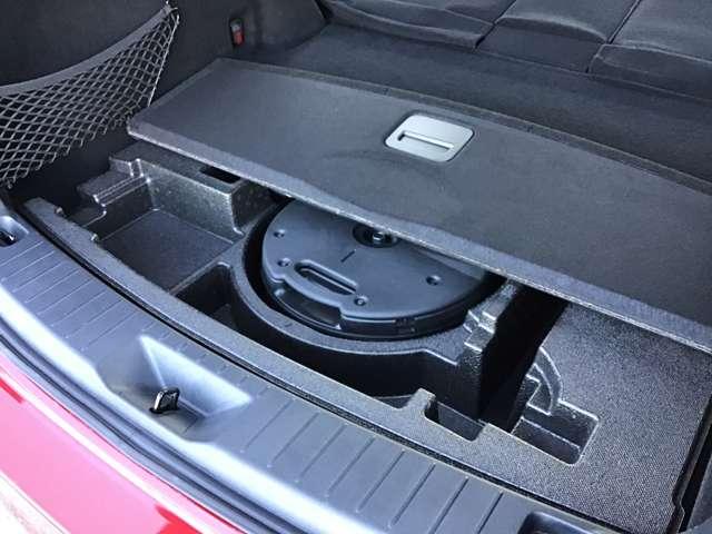 CX-60 3.3 XD エクスクルーシブ モード ディーゼルターボ 大型サンルーフ BOSEサウンドシステム 衝突軽減 パワーシート USB スマートキー クリアランスソナー 盗難防止装置 アルミホイール シートヒーター バックモニター 横滑り防止装置 キーレス(12枚目)