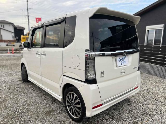 Ｎ－ＢＯＸカスタム Ｇ・ターボＬパッケージ　ＥＴＣ　バックカメラ　両側電動スライドドア　ナビ　ＴＶ　オートクルーズコントロール　オートライト　スマートキー　アイドリングストップ　電動格納ミラー　ベンチシート　ＣＶＴ　ＥＳＣ　ＣＤ　ＤＶＤ再生（17枚目）