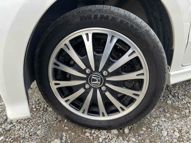 Ｎ－ＢＯＸカスタム Ｇ・ターボＬパッケージ　ＥＴＣ　バックカメラ　両側電動スライドドア　ナビ　ＴＶ　オートクルーズコントロール　オートライト　スマートキー　アイドリングストップ　電動格納ミラー　ベンチシート　ＣＶＴ　ＥＳＣ　ＣＤ　ＤＶＤ再生（20枚目）