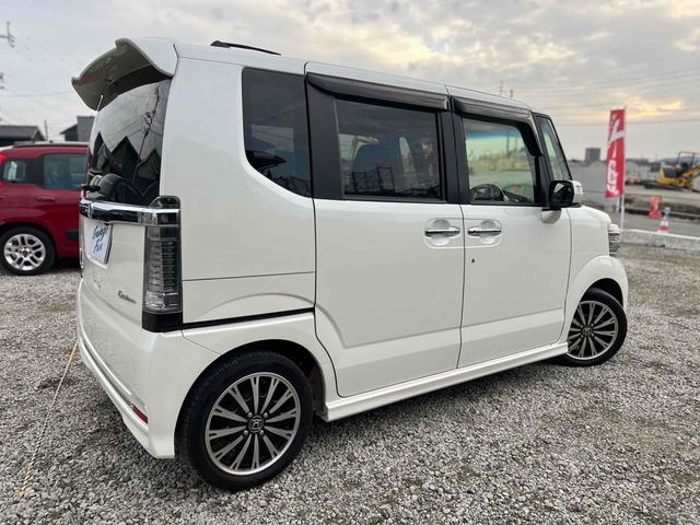 Ｎ－ＢＯＸカスタム Ｇ・ターボＬパッケージ　ＥＴＣ　バックカメラ　両側電動スライドドア　ナビ　ＴＶ　オートクルーズコントロール　オートライト　スマートキー　アイドリングストップ　電動格納ミラー　ベンチシート　ＣＶＴ　ＥＳＣ　ＣＤ　ＤＶＤ再生（25枚目）