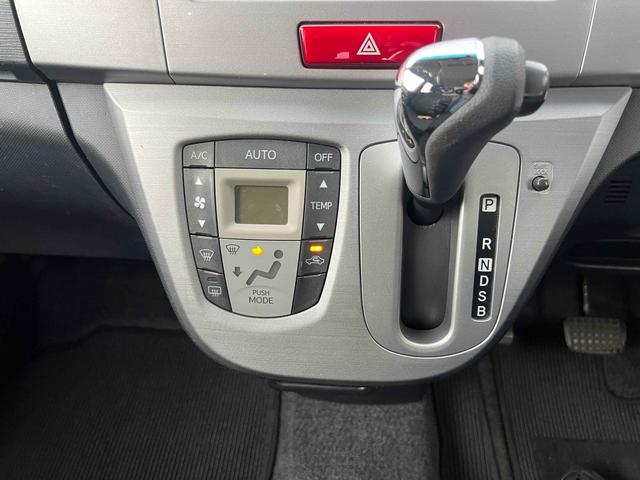 ムーヴ Ｘリミテッド　ＥＴＣ　バックカメラ　ナビ　ＴＶ　スマートキー　ベンチシート　ＣＶＴ　ＣＤ　ミュージックプレイヤー接続可　アルミホイール　エアコン（9枚目）