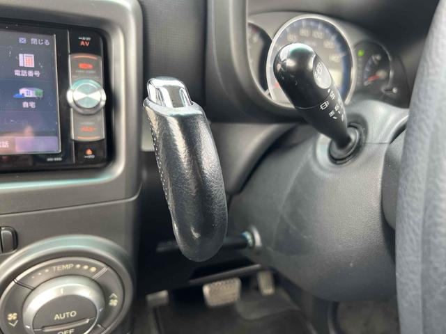 ムーヴコンテ Ｘ　リミテッド　ナビ　ＴＶ　スマートキー　アイドリングストップ　ベンチシート　ＣＶＴ　ＡＢＳ　ＣＤ　ＵＳＢ　Ｂｌｕｅｔｏｏｔｈ（8枚目）