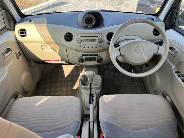 エッセ グレードＸ　キーレスエントリー　電動格納ミラー　ＡＴ　ＣＤ　エアコン　パワーウィンドウ（2枚目）