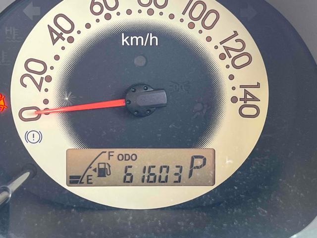 エッセ グレードＸ　キーレスエントリー　電動格納ミラー　ＡＴ　ＣＤ　エアコン　パワーウィンドウ（10枚目）