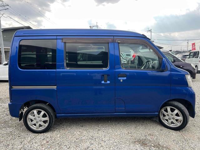 ハイゼットカーゴ 　軽バン　ＡＴ　ＥＴＣ　ナビ　ＴＶ　両側スライドドア　キーレスエントリー　電動格納ミラー　アルミホイール　エアコン　パワーウィンドウ　運転席エアバッグ　助手席エアバッグ　ＣＤ　ＵＳＢ（16枚目）