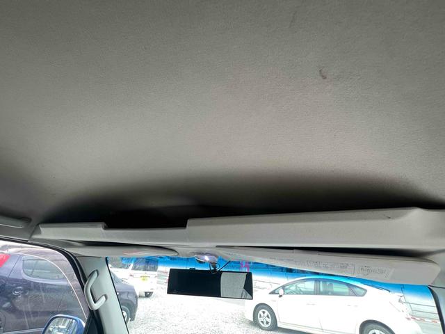 ハイゼットカーゴ 　軽バン　ＡＴ　ＥＴＣ　ナビ　ＴＶ　両側スライドドア　キーレスエントリー　電動格納ミラー　アルミホイール　エアコン　パワーウィンドウ　運転席エアバッグ　助手席エアバッグ　ＣＤ　ＵＳＢ（37枚目）