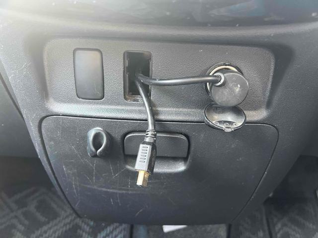 タント カスタムＸ　ＥＴＣ　電動スライドドア　スマートキー　ベンチシート　ＣＶＴ　アルミホイール　エアコン　パワーウィンドウ（6枚目）