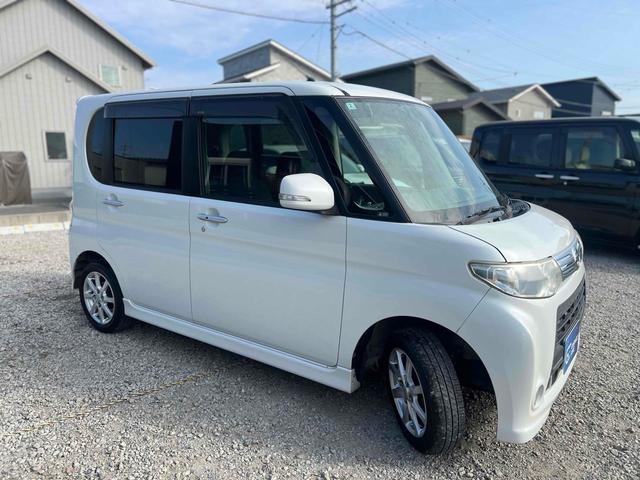 タント カスタムＸ　ＥＴＣ　電動スライドドア　スマートキー　ベンチシート　ＣＶＴ　アルミホイール　エアコン　パワーウィンドウ（13枚目）