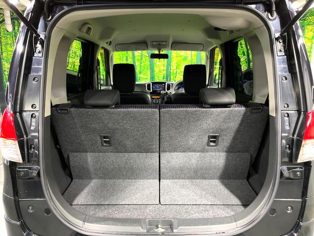 ベースグレード SDナビ 両側電動ドア 禁煙車 Bluetooth再生 ETC HIDヘッド/フォグライト オートライト 純正15AW スマートキー オートエアコン 革巻きステアリング 電動格納ミラー(11枚目)