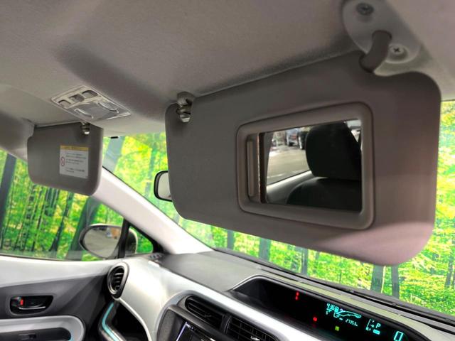 S 純正ナビ Bluetooth接続 オートエアコン 禁煙車 シートリフター USB入力端子 プライバシーガラス 電動格納ミラー 横滑り防止装置 盗難防止装置 衝突安全ボディ(6枚目)