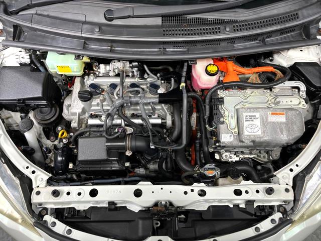 S 純正ナビ Bluetooth接続 オートエアコン 禁煙車 シートリフター USB入力端子 プライバシーガラス 電動格納ミラー 横滑り防止装置 盗難防止装置 衝突安全ボディ(19枚目)
