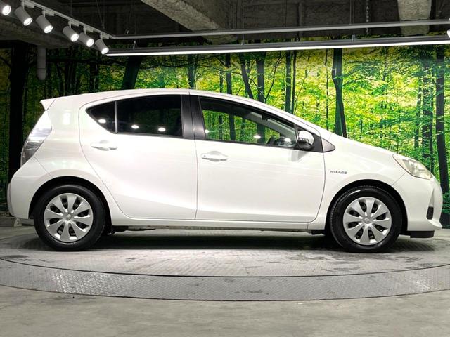 S 純正ナビ Bluetooth接続 オートエアコン 禁煙車 シートリフター USB入力端子 プライバシーガラス 電動格納ミラー 横滑り防止装置 盗難防止装置 衝突安全ボディ(48枚目)