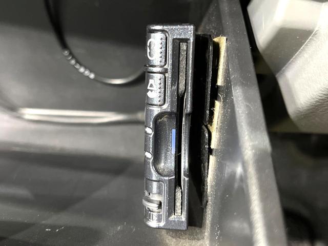 FXリミテッド ETC 禁煙車 純正14インチアルミ オートエアコン スマートキー 革巻きステアリング CDオーディオ ベンチシート シートリフター プライバシーガラス ドアバイザー シートアンダーボックス(3枚目)