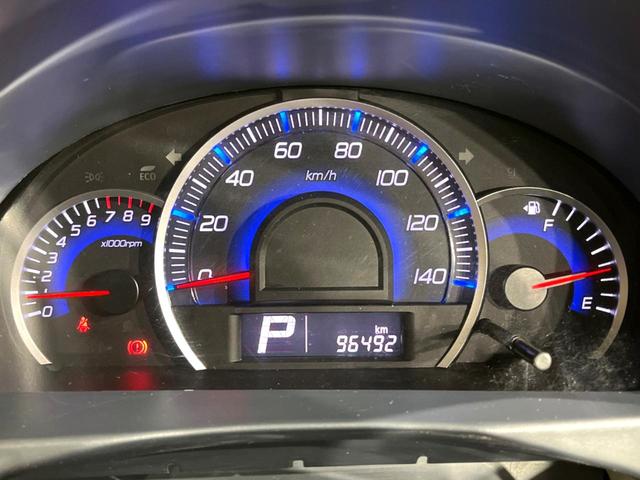 FXリミテッド ETC 禁煙車 純正14インチアルミ オートエアコン スマートキー 革巻きステアリング CDオーディオ ベンチシート シートリフター プライバシーガラス ドアバイザー シートアンダーボックス(46枚目)
