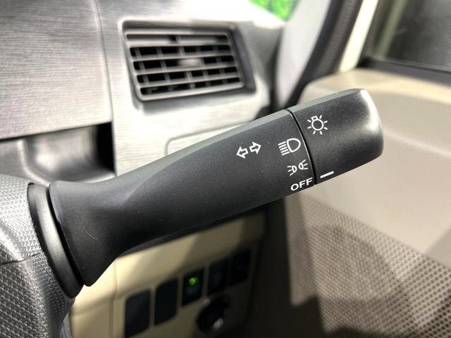 X ETC 禁煙車 純正14インチアルミ オートエアコン スマートキー 革巻きステアリング CDオーディオ アイドリングストップ 横滑り防止装置 電動格納ミラー プライバシーガラス ドアバイザー(37枚目)