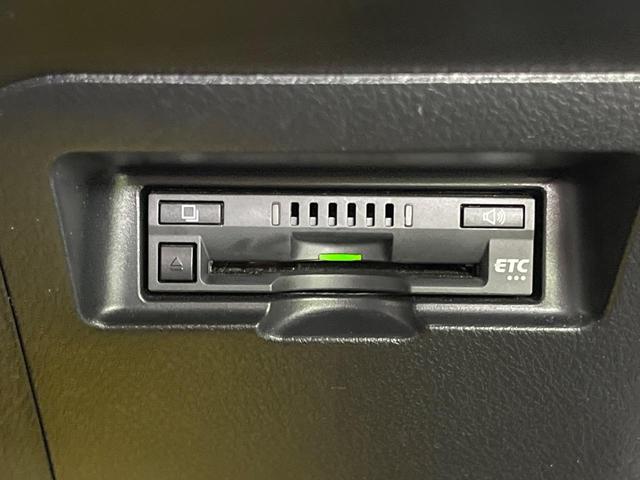 ヴィッツ ジュエラ　純正ＳＤナビ　バックカメラ　衝突被害軽減システム　禁煙車　ドラレコ　コーナーセンサー　スマートキー　ＬＥＤヘッド　ビルトインＥＴＣ　オートライト　オートエアコン　Ｂｌｕｅｔｏｏｔｈ　ＣＤ　フルセグ（30枚目）