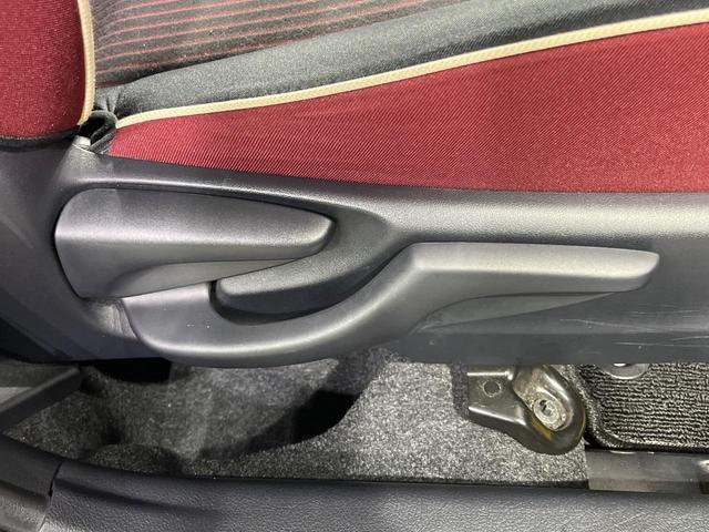 ヴィッツ ジュエラ　純正ＳＤナビ　バックカメラ　衝突被害軽減システム　禁煙車　ドラレコ　コーナーセンサー　スマートキー　ＬＥＤヘッド　ビルトインＥＴＣ　オートライト　オートエアコン　Ｂｌｕｅｔｏｏｔｈ　ＣＤ　フルセグ（44枚目）