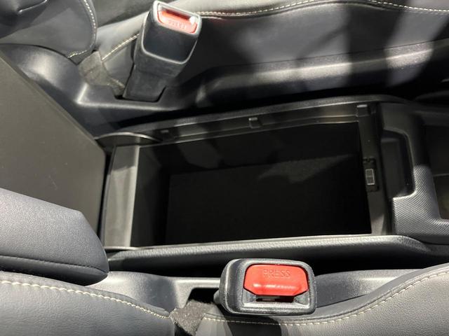 ノア ハイブリッドＳｉ　ダブルバイビーＩＩ　両側電動ドア　純正９インチナビ　フリップダウンモニター　バックカメラ　セーフティセンス　クルーズコントロール　禁煙車　ハーフレザーシート　ドラレコ　スマートキー　ＬＥＤヘッド　オートハイビーム（47枚目）