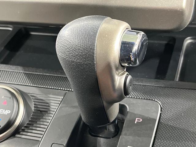 フリードスパイク Ｇ　エアロ　電動スライドドア　ＳＤナビ　禁煙車　スマートキー　ＨＩＤヘッド　ＥＴＣ　オートライト　オートエアコン　純正１５インチアルミ　ＣＤ　ＤＶＤ再生　フルセグ（42枚目）