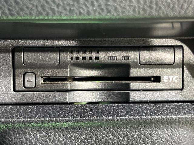 ヴォクシー ＺＳ　煌ＩＩ　両側電動ドア　純正ＳＤナビ　後席モニター　バックカメラ　衝突被害軽減システム　禁煙車　スマートキー　ＬＥＤヘッド　ビルトインＥＴＣ　オートハイビーム　オートライト　デュアルエアコン（31枚目）