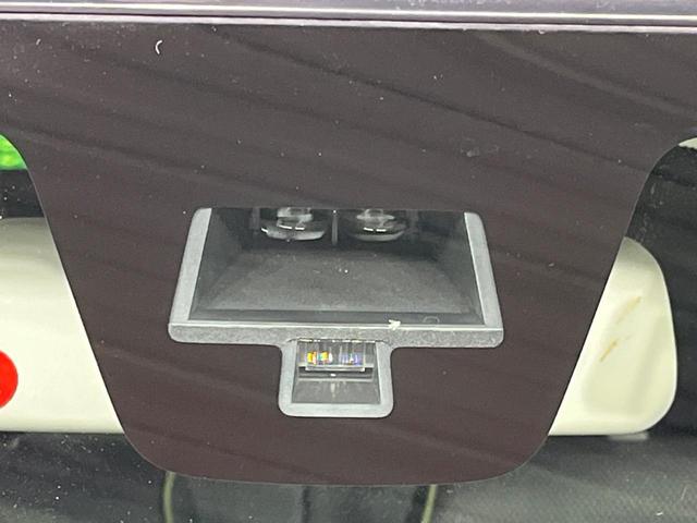 ハスラー Ｊスタイル　ＳＤナビ　バックカメラ　衝突軽減　禁煙車　スマートキー　ＨＩＤヘッドライト　ＥＴＣ　オートエアコン　ＣＤ再生　スマートキー　２トーン　オートライト　アイドリングストップ　ベンチシート　アームレスト（3枚目）