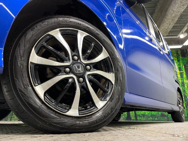 Ｎ－ＢＯＸカスタム Ｇ・ＥＸホンダセンシング　両側電動ドア　純正ディスプレイオーディオ　バックカメラ　衝突軽減　アダプティブクルーズ　禁煙車　ステアリングスイッチ　ＬＥＤヘッドライト　ＥＴＣ　車線逸脱警報　オートライト　オートエアコン（13枚目）