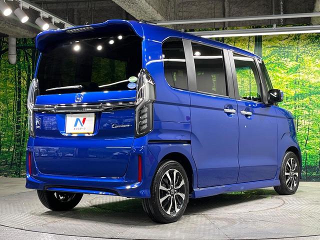 Ｎ－ＢＯＸカスタム Ｇ・ＥＸホンダセンシング　両側電動ドア　純正ディスプレイオーディオ　バックカメラ　衝突軽減　アダプティブクルーズ　禁煙車　ステアリングスイッチ　ＬＥＤヘッドライト　ＥＴＣ　車線逸脱警報　オートライト　オートエアコン（17枚目）