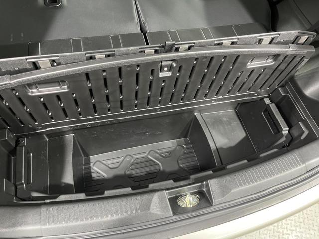 クロスビー ハイブリッドＭＶ　ＳＤナビ　全周囲カメラ　衝突軽減装置　レーダークルーズ　禁煙車　コーナーセンサー　スマートキー　ビルトインＥＴＣ　車線逸脱警報　オートライト　オートエアコン　純正１６インチアルミ　Ｂｌｕｅｔｏｏｔｈ（33枚目）