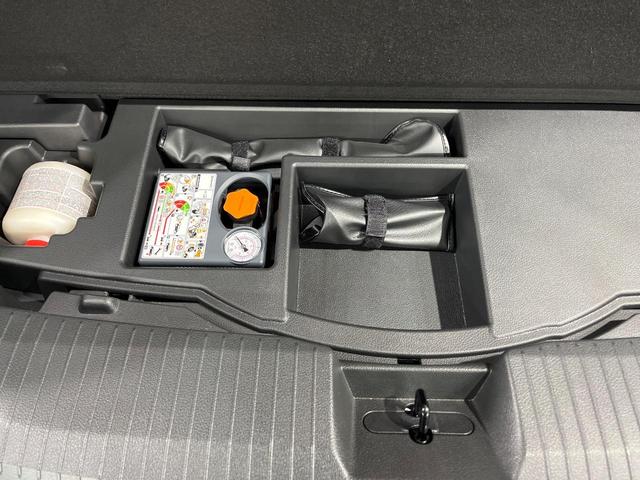 エクストレイル Ｘ　ｅ－４ＯＲＣＥ　４ＷＤ　全周囲カメラ　衝突被害軽減　レーダークルーズ　電動リアゲート　ハーフレザーシート　全席シートヒーター　ドラレコ　コーナーセンサー　ＬＥＤヘッド　ビルトインＥＴＣ　車線逸脱警報（59枚目）