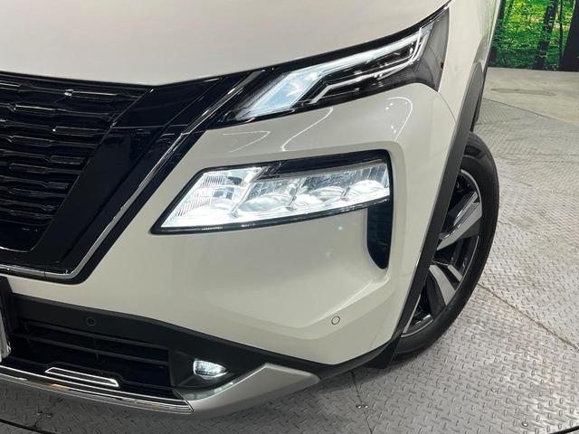 エクストレイル Ｇ　ｅ－４ＯＲＣＥ　４ＷＤ　純正１２．３インチナビ　３６０度セーフティアシスト　プロパイロット　インテリジェントルームミラー　ハンズフリーパワーバックドア　前席パワーシート　全席シートヒーター　黒合皮シート（12枚目）
