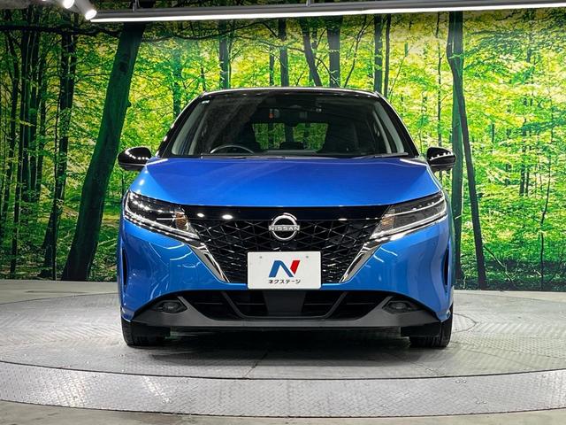 ノート Ｘ　全周囲カメラ　衝突軽減装置　禁煙車　ブラインドスポットモニター　ドラレコ　スマートキー　ＬＥＤヘッド　ＥＴＣ２．０　オートハイビーム　オートライト　　Ｂｌｕｅｔｏｏｔｈ　フルセグ　車線逸脱警報（14枚目）