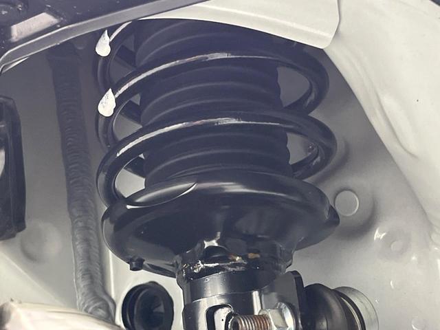 スペーシア ハイブリッドＸ　届出済未使用車　両側電動ドア　衝突被害軽減システム　コーナーセンサー　スマートキー　ＬＥＤヘッド　オートハイビーム　車線逸脱警報　オートライト　オートエアコン　プライバシーガラス（20枚目）