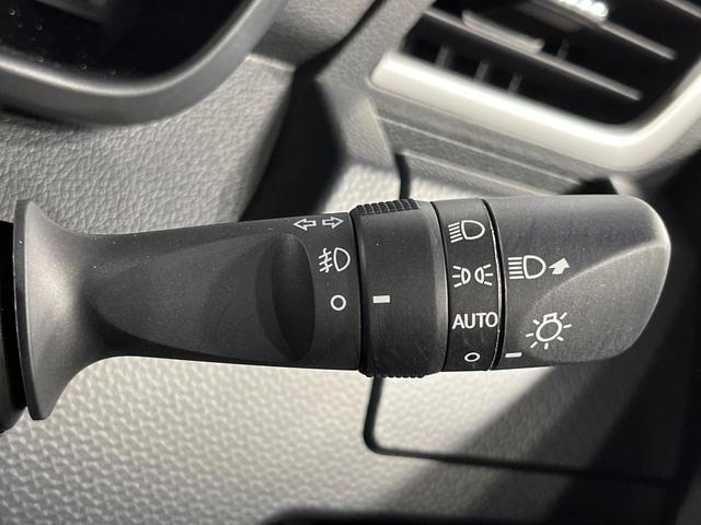 ルーミー カスタムG 両側電動ドア SDナビ 全周囲カメラ 衝突軽減装置 禁煙車 スマートキー LEDヘッド クルコン オートハイビーム オートライト オートエアコン 純正14インチアルミ CD 電動格納ミラー(38枚目)