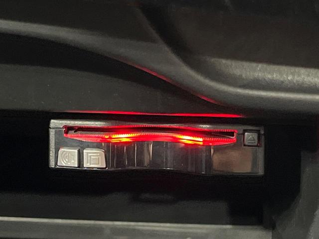 ノート X モード・プレミア 純正SDナビ バックカメラ 衝突被害軽減システム 禁煙車 ドラレコ スマートキー LEDヘッド ETC 車線逸脱警報 オートライト オートエアコン Bluetooth CD DVD再生 フルセグ(7枚目)