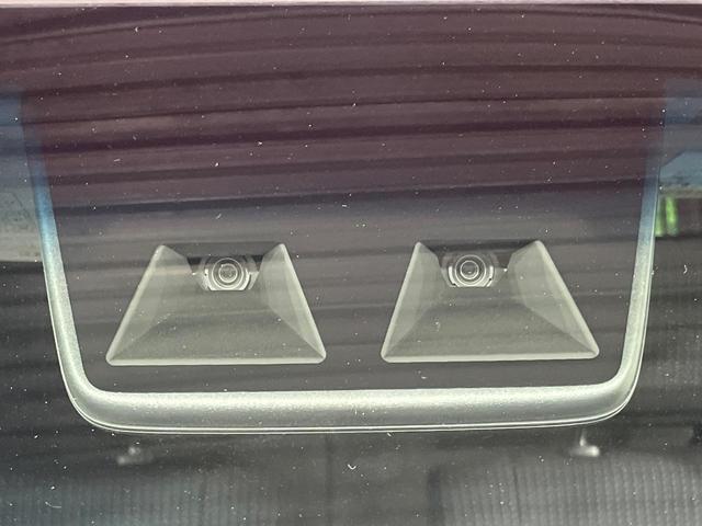 ハイゼットカーゴ クルーズSAIII SDナビ バックカメラ 衝突被害軽減システム 禁煙車 コーナーセンサー LEDヘッド オートハイビーム Bluetooth CD 地デジ ドアバイザー プライバシーガラス(5枚目)