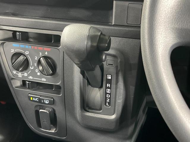 ハイゼットカーゴ クルーズSAIII SDナビ バックカメラ 衝突被害軽減システム 禁煙車 コーナーセンサー LEDヘッド オートハイビーム Bluetooth CD 地デジ ドアバイザー プライバシーガラス(30枚目)