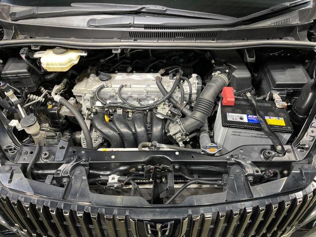 エスクァイア Gi ブラックテーラード 両側電動ドア 純正9型ナビ バックカメラ 衝突軽減装置 禁煙車 ハーフレザーシート ドラレコ スマートキー LEDヘッド ビルトインETC クルコン オートハイビーム 車線逸脱警報 オートライト(19枚目)