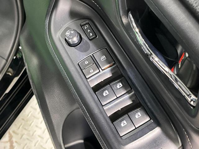 エスクァイア Gi ブラックテーラード 両側電動ドア 純正9型ナビ バックカメラ 衝突軽減装置 禁煙車 ハーフレザーシート ドラレコ スマートキー LEDヘッド ビルトインETC クルコン オートハイビーム 車線逸脱警報 オートライト(47枚目)