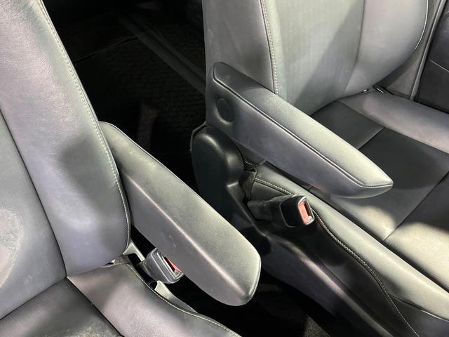 エスクァイア Gi ブラックテーラード 両側電動ドア 純正9型ナビ バックカメラ 衝突軽減装置 禁煙車 ハーフレザーシート ドラレコ スマートキー LEDヘッド ビルトインETC クルコン オートハイビーム 車線逸脱警報 オートライト(49枚目)