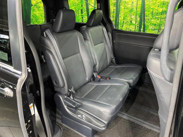 エスクァイア Gi ブラックテーラード 両側電動ドア 純正9型ナビ バックカメラ 衝突軽減装置 禁煙車 ハーフレザーシート ドラレコ スマートキー LEDヘッド ビルトインETC クルコン オートハイビーム 車線逸脱警報 オートライト(60枚目)