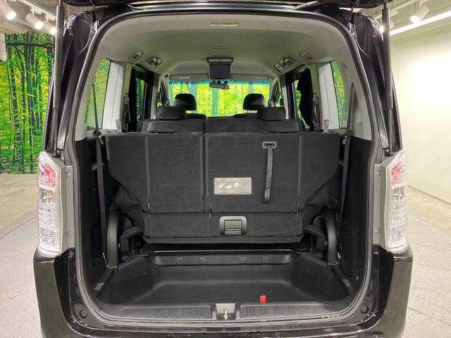 ステップワゴンスパーダ Z 後席モニター 両側電動ドア 純正ナビ バックカメラ 禁煙車 ドラレコ スマートキー HIDヘッド ビルトインETC オートライト オートエアコン 純正16インチアルミ CD DVD再生 フルセグ(11枚目)