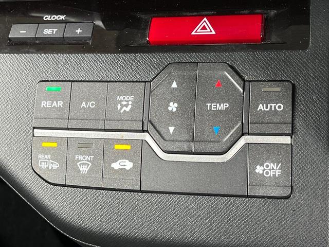 ステップワゴンスパーダ Z 後席モニター 両側電動ドア 純正ナビ バックカメラ 禁煙車 ドラレコ スマートキー HIDヘッド ビルトインETC オートライト オートエアコン 純正16インチアルミ CD DVD再生 フルセグ(34枚目)