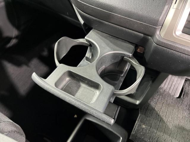 ステップワゴンスパーダ Z 後席モニター 両側電動ドア 純正ナビ バックカメラ 禁煙車 ドラレコ スマートキー HIDヘッド ビルトインETC オートライト オートエアコン 純正16インチアルミ CD DVD再生 フルセグ(36枚目)