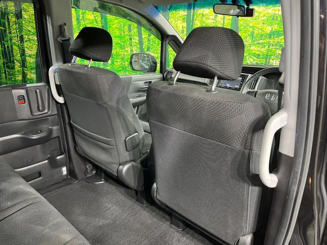 ステップワゴンスパーダ Z 後席モニター 両側電動ドア 純正ナビ バックカメラ 禁煙車 ドラレコ スマートキー HIDヘッド ビルトインETC オートライト オートエアコン 純正16インチアルミ CD DVD再生 フルセグ(45枚目)