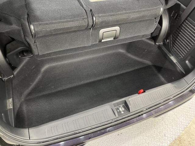 ステップワゴンスパーダ Z 後席モニター 両側電動ドア 純正ナビ バックカメラ 禁煙車 ドラレコ スマートキー HIDヘッド ビルトインETC オートライト オートエアコン 純正16インチアルミ CD DVD再生 フルセグ(49枚目)